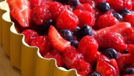 Fresh No-Bake Fruit Pie