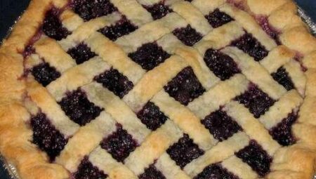 Mom’s Blueberry Pie