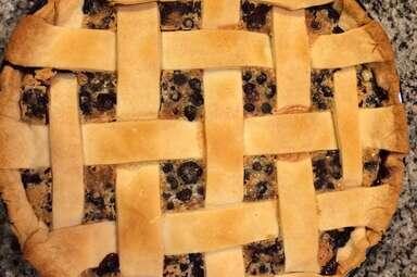 Old-Fashioned Blueberry Custard Pie