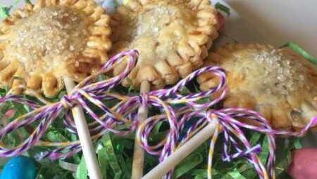 Blueberry Pie Pops