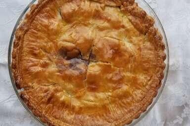 Little Ann’s Peach and Blueberry Pie